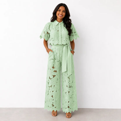 Amélie | Elegantes Lochspitzen-Set (Bluse & Hose)