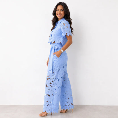 Amélie | Elegantes Lochspitzen-Set (Bluse & Hose)