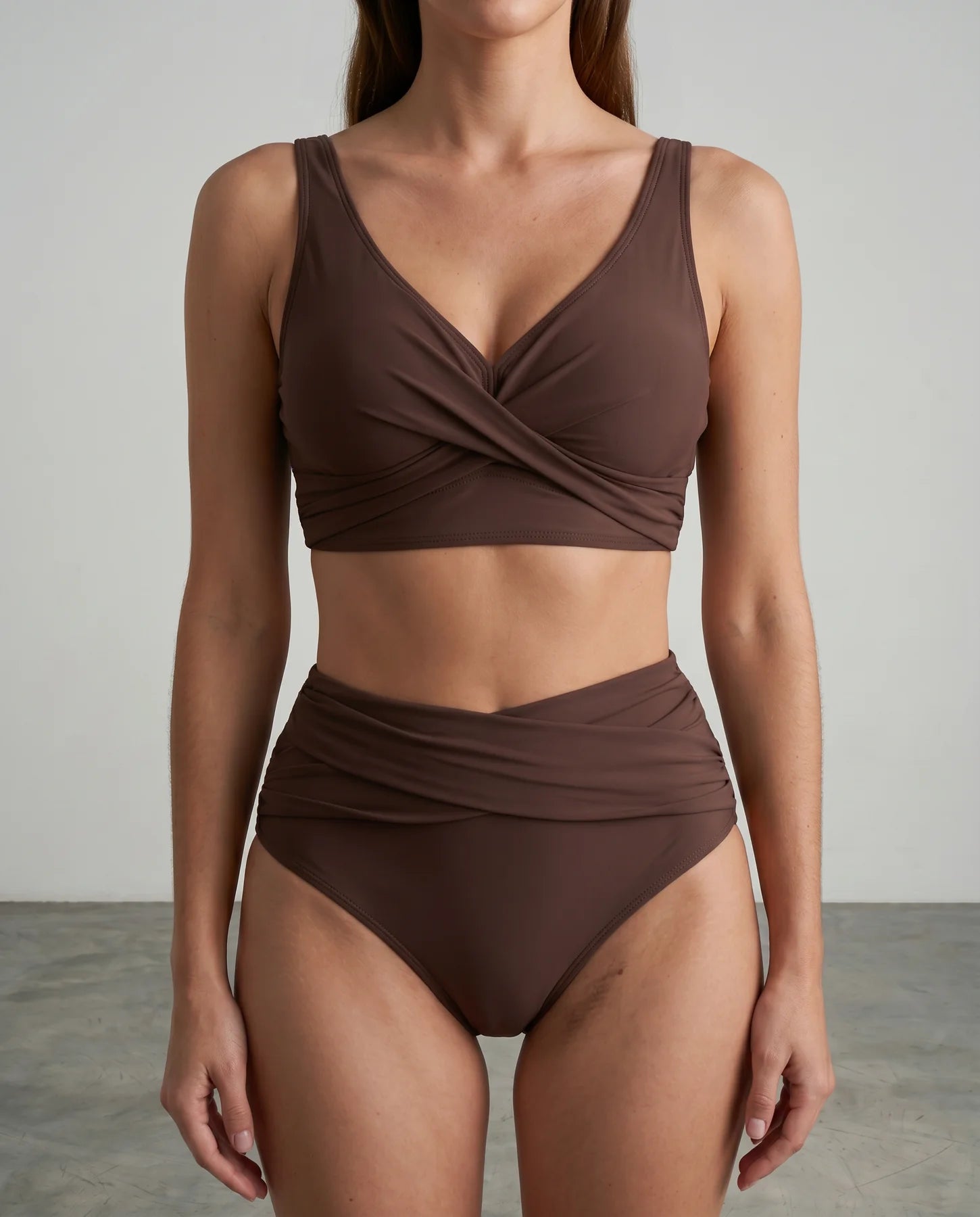 Alessia | Shaping-Bikini com Wickeloptik & Drapierung